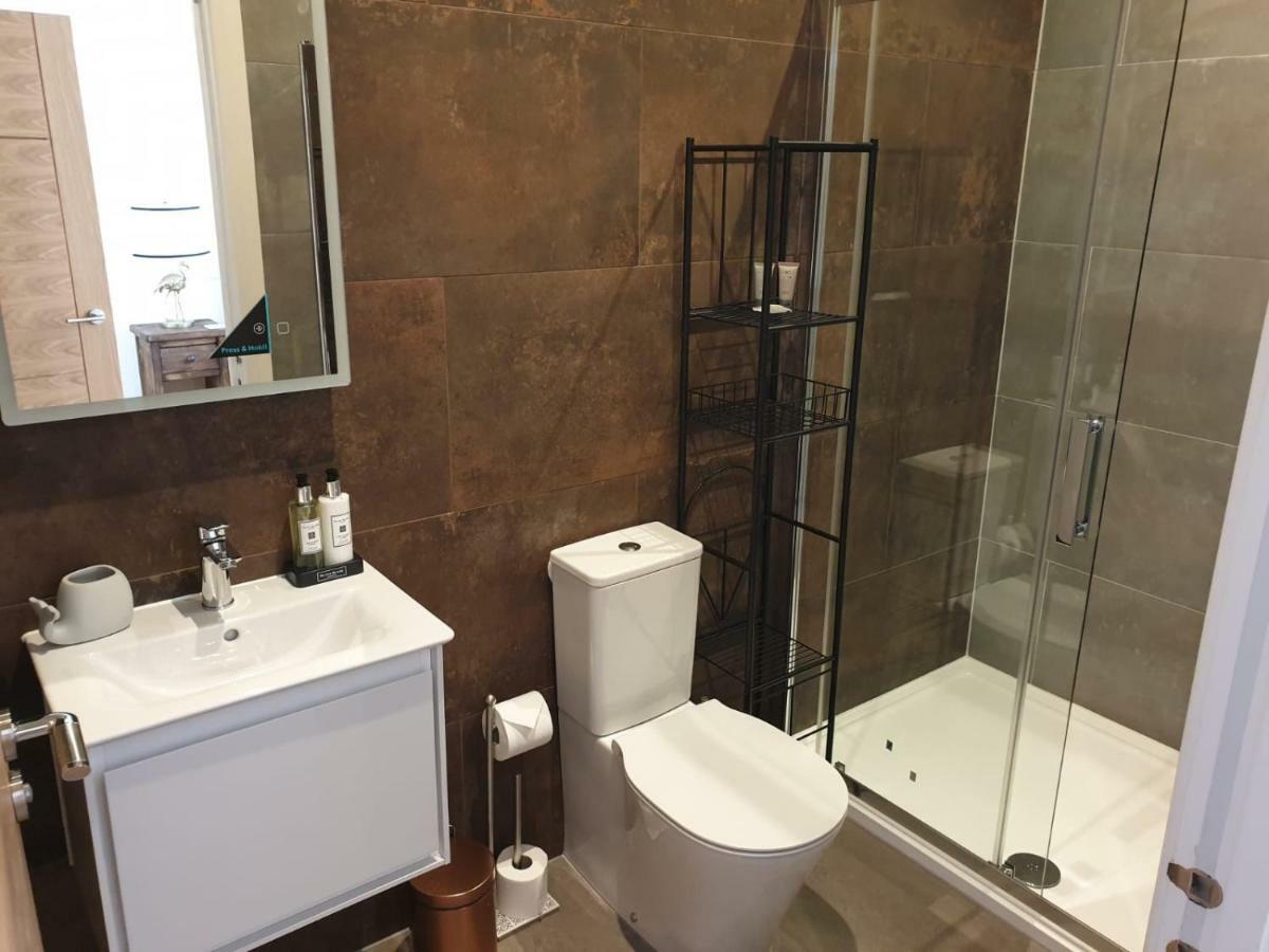 Birchover Juniper Court Aparthotel Nottingham Buitenkant foto