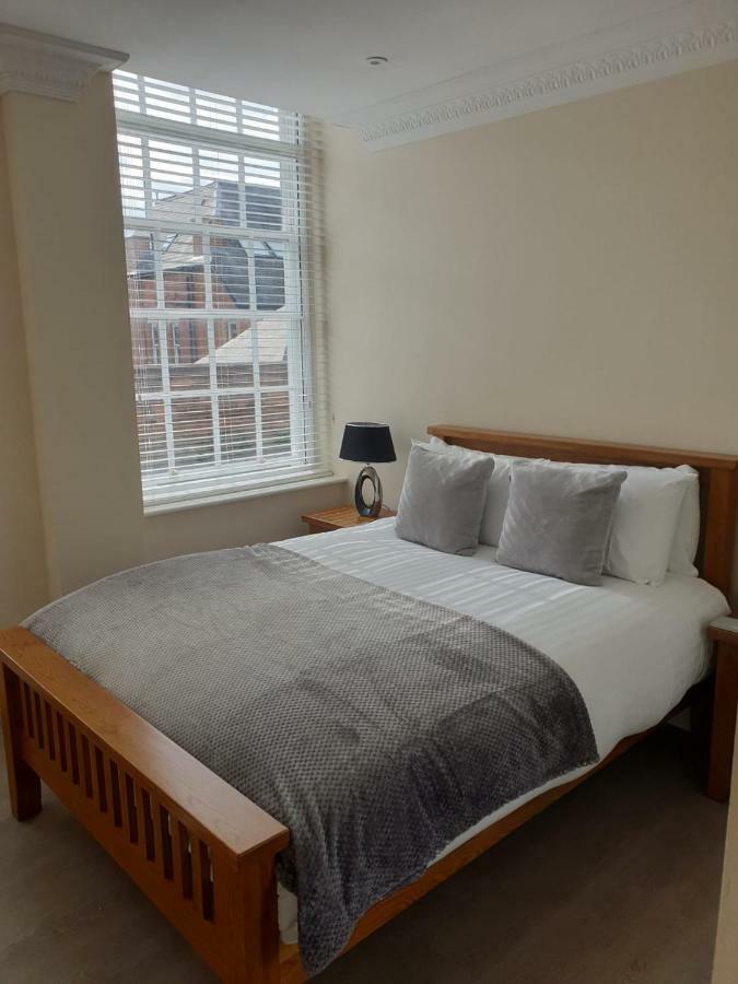 Birchover Juniper Court Aparthotel Nottingham Buitenkant foto